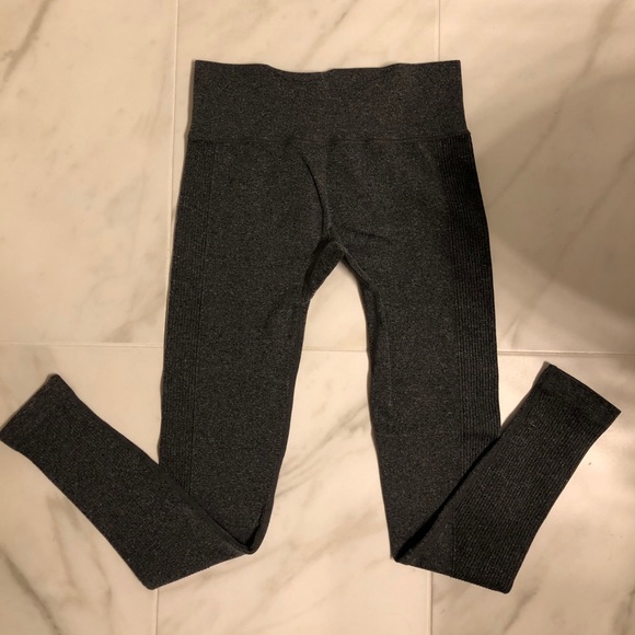 Forever 21 Seamless Leggings - Picture 2 of 4